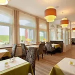 Strandvilla An Der Kaiserwiese *